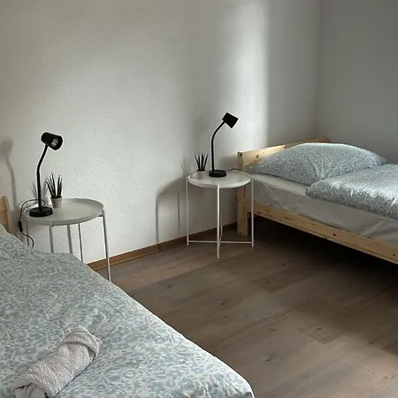 And Coasy 80 Qm Flat Bed & Breakfast Kassel